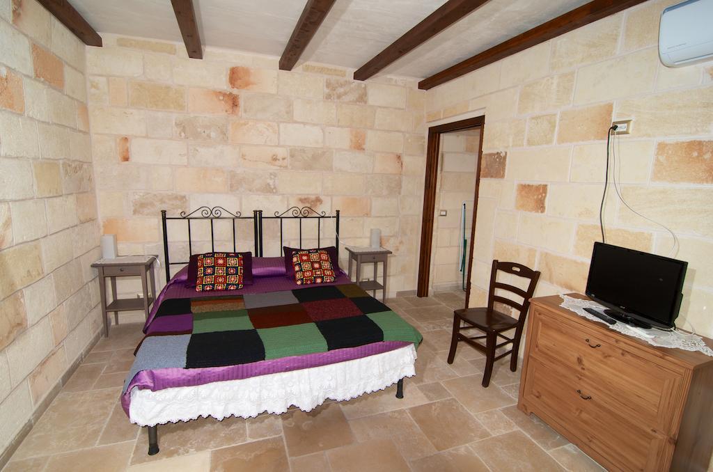 Relais Villa Lucia Каровиньо Екстериор снимка
